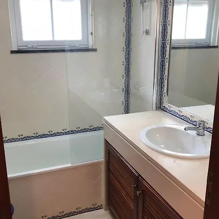 Golf, & Pool House Apartman