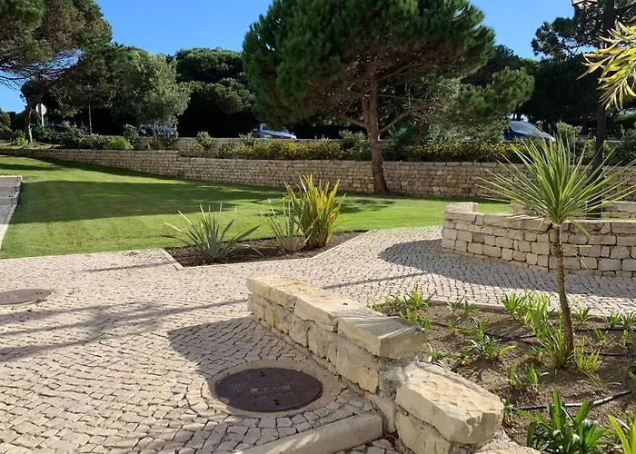 Apartment Golf, & Pool House Amoreira (Leiria)